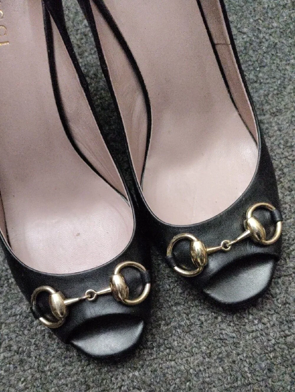 Gucci Black Leather Peep-Toe Heels with Gold Horsebit